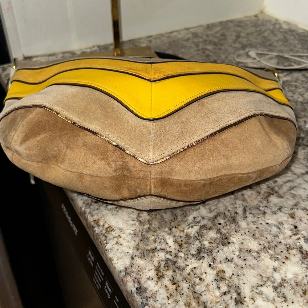 Coach Chevron Shoulder Bag in Cream, Gold, and Yellow. PRE-OWNED. Like new. - Picture 5 of 8